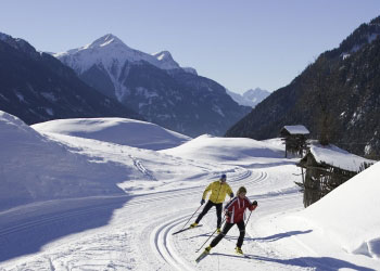 winter skiurlaub langlauf ferienwohnung fiss